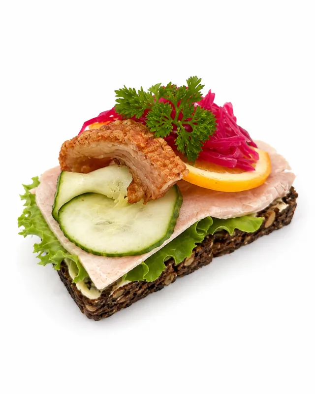 Flæskesteg – smørrebrød fra Birkerød Smørrebrød